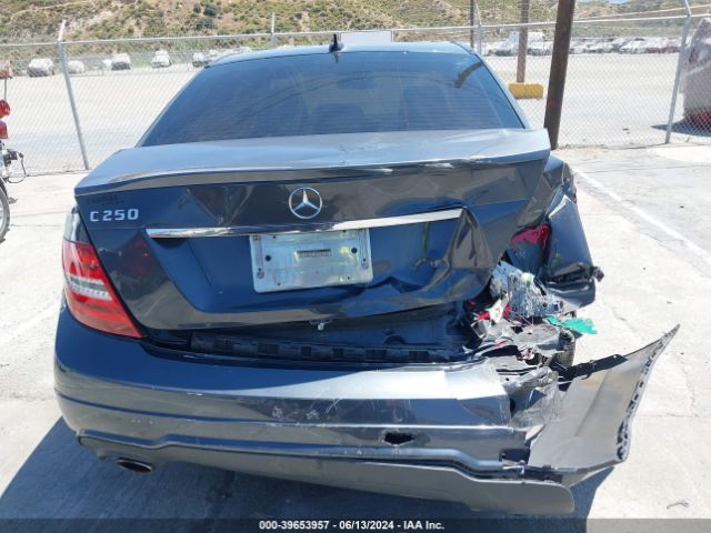 WDDGF4HB4ER305679 Mercedes-Benz C 250 Luxury/sport