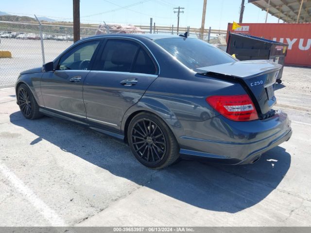 WDDGF4HB4ER305679 Mercedes-Benz C 250 Luxury/sport