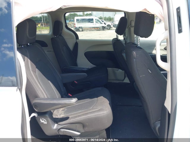 Chrysler Voyager Lx 2022 2C4RC1CGXNR166424 Image 8