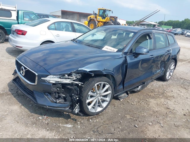 Volvo V60 T5 Momentum 2020 YV1102EK5L1381735 Image 2