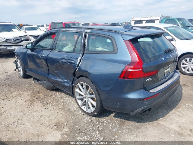 Volvo V60 T5 Momentum 2020 YV1102EK5L1381735 Image 3