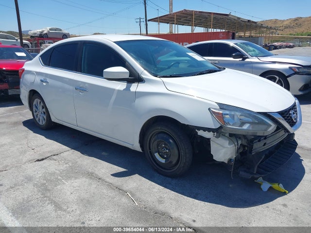 Nissan SENTRA SV 2018 3N1AB7AP8JL650933 Image 1