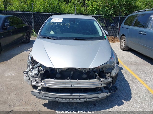 Toyota Prius Two 2018 JTDKBRFU5J3603656 Image 13