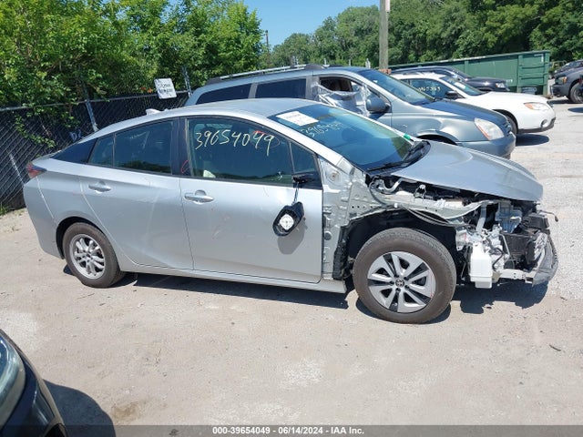 Toyota Prius Two 2018 JTDKBRFU5J3603656 Image 14