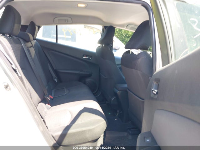 Toyota Prius Two 2018 JTDKBRFU5J3603656 Image 8