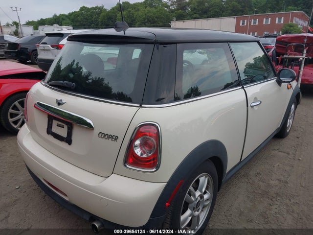 2013 MINI HARDTOP WMWSU3C56DT687508 Photo 3