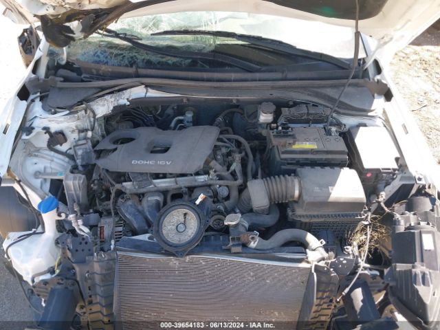 5NPD84LFXHH062618 Hyundai ELANTRA SE