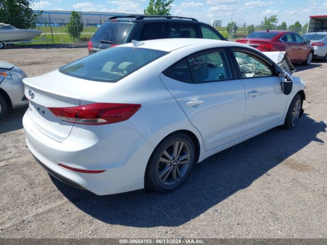 5NPD84LFXHH062618 Hyundai ELANTRA SE