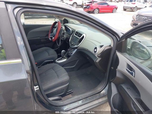 Chevrolet Sonic Lt Auto 2017 1G1JD5SH1H4107273 Image 5