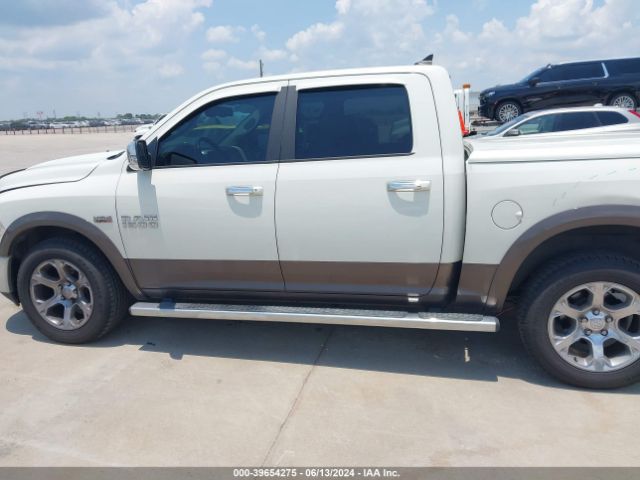 1C6RR7NT3JS104486 RAM 1500 Laramie  4x4 5'7 Box