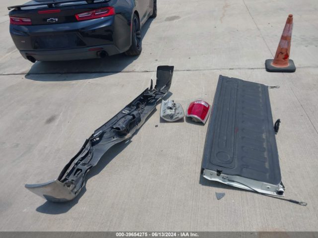 1C6RR7NT3JS104486 RAM 1500 Laramie  4x4 5'7 Box