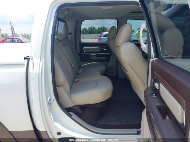 1C6RR7NT3JS104486 RAM 1500 Laramie  4x4 5'7 Box