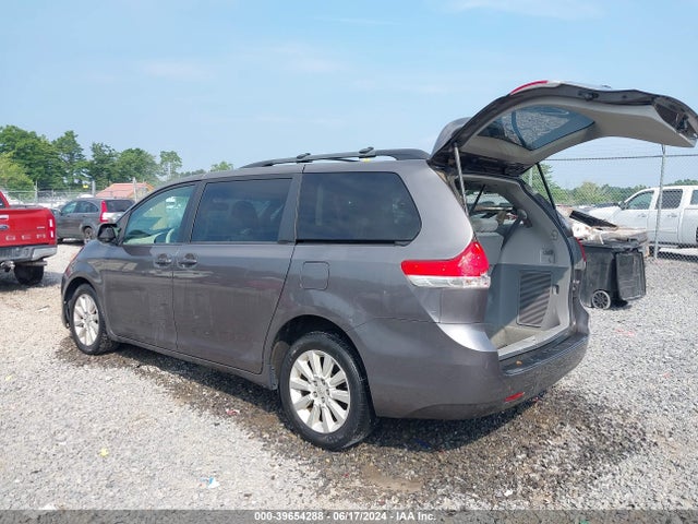 Toyota Sienna Le 7 Passenger 2014 5TDJK3DC2ES084427 Image 3