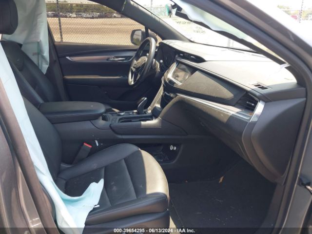 1GYKNAR42LZ186673 Cadillac Xt5 Fwd Luxury
