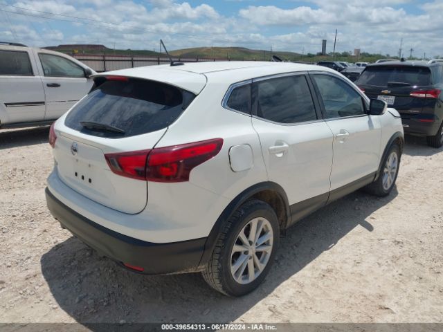 JN1BJ1CP7JW193561 Nissan Rogue Sport S