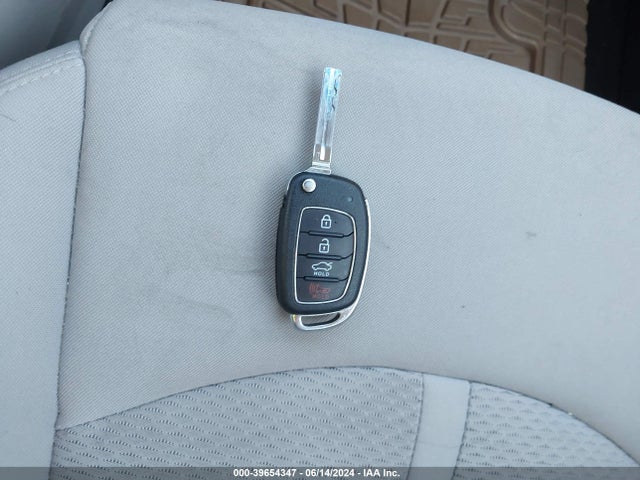Hyundai SONATA SE 2019 5NPE24AF1KH809684 Image 11