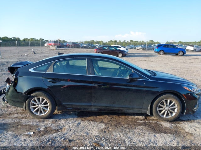 Hyundai SONATA SE 2019 5NPE24AF1KH809684 Image 13