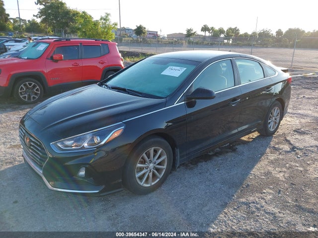 Hyundai SONATA SE 2019 5NPE24AF1KH809684 Image 2