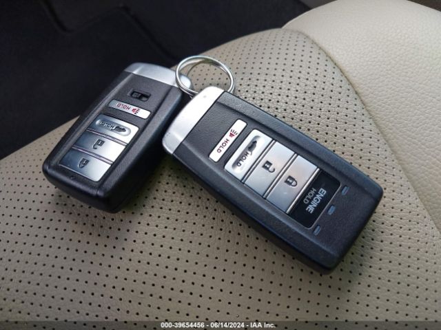5J8TB3H7XHL010816 Acura Rdx Advance Package
