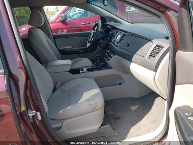 KNDMB5C13G6145246 KIA SEDONA LX