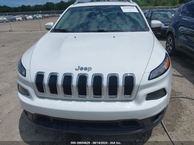 1C4PJMCB3HD220124 Jeep Cherokee Latitude 4x4
