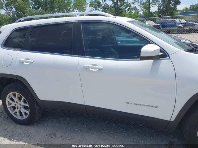 1C4PJMCB3HD220124 Jeep Cherokee Latitude 4x4