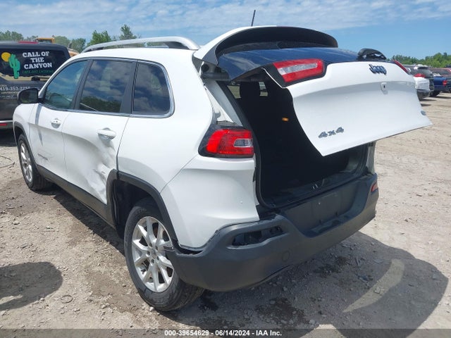 1C4PJMCB3HD220124 Jeep Cherokee Latitude 4x4