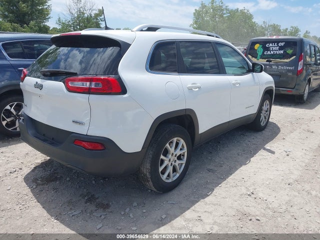 1C4PJMCB3HD220124 Jeep Cherokee Latitude 4x4