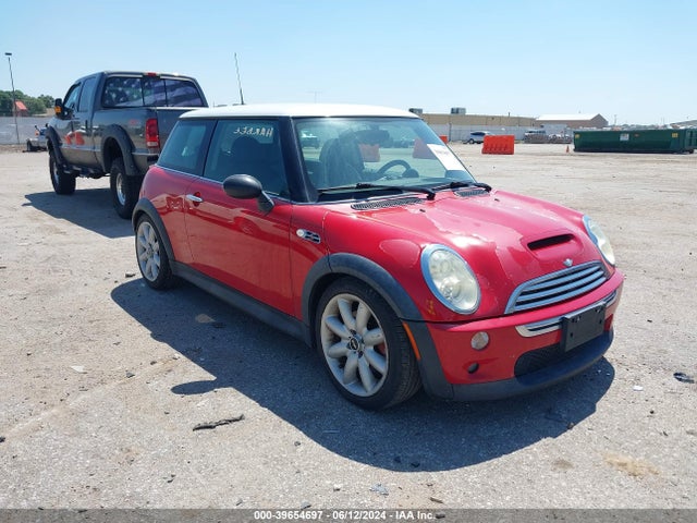 2006 MINI COOPER S WMWRE33576TJ39256 Photo 0