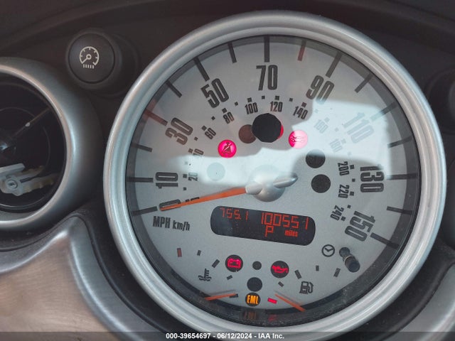 2006 MINI COOPER S WMWRE33576TJ39256 Photo 6