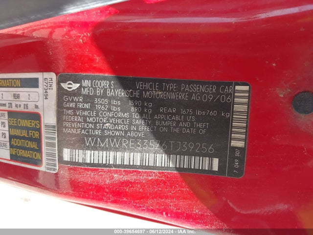 2006 MINI COOPER S WMWRE33576TJ39256 Photo 8