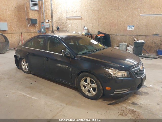 2014 1G1PC5SB5E7183386 main image