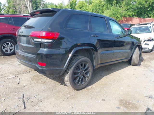 1C4RJFAG4JC410383 Jeep Grand Cherokee Altitude 4x4