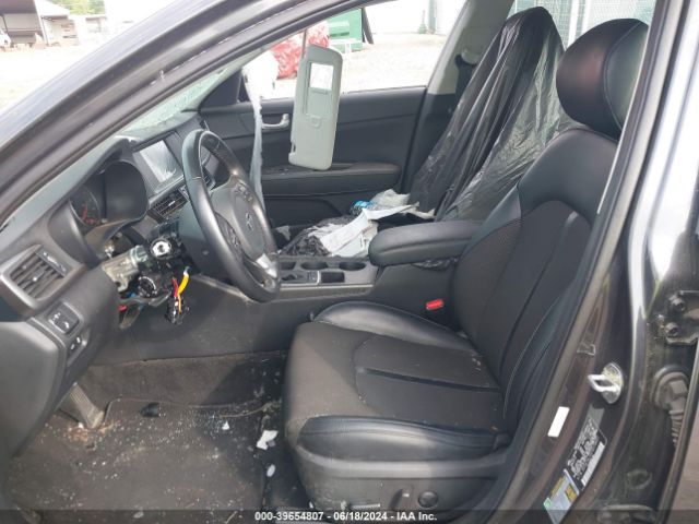 5XXGT4L39JG218831 KIA Optima S