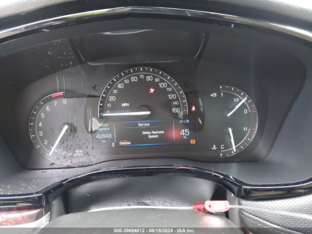 1GYKNERSXJZ245116 Cadillac Xt5 Premium Luxury