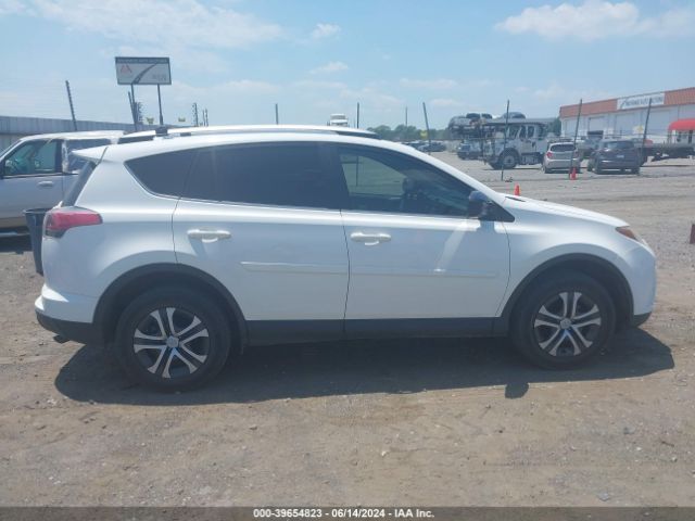 JTMZFREV1GD085416 Toyota RAV4 LE