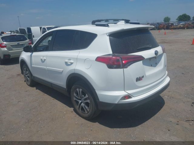 JTMZFREV1GD085416 Toyota RAV4 LE