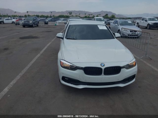 WBA8A9C53GK615956 BMW 320i