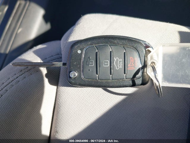 Hyundai Sonata 2016 5NPE24AF0GH416671 Image 11
