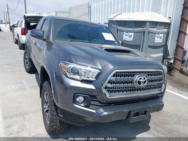 Toyota Tacoma Trd Sport 2016 5TFRZ5CN5GX010512 main image