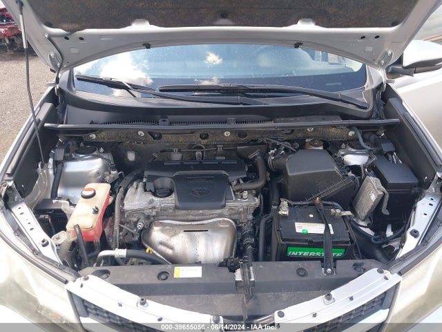 Toyota Rav4 Xle 2015 JTMRFREV5FD164621 Image 10