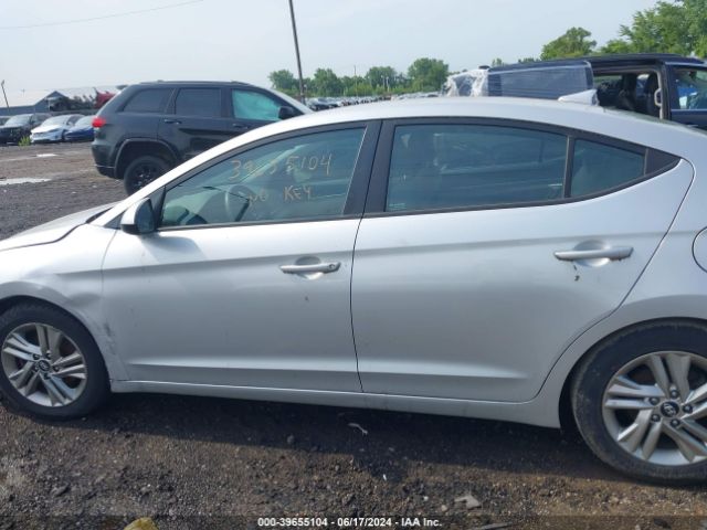 5NPD84LF2KH408605 Hyundai ELANTRA SEL
