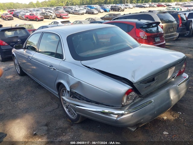 2007 JAGUAR XJ SAJWA82C57TH12496 Photo 2