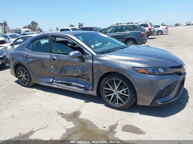 Toyota CAMRY SE 2024 4T1G11AKXRU900276 головне зображення