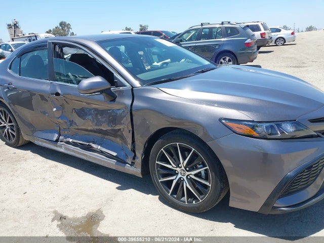Toyota CAMRY SE 2024 4T1G11AKXRU900276 Image 6