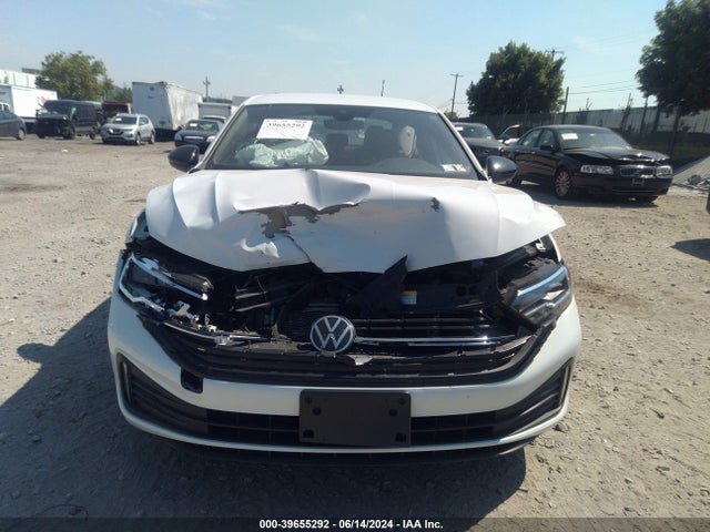 3VWBM7BUXPM045361 Volkswagen Jetta 1.5t Sport