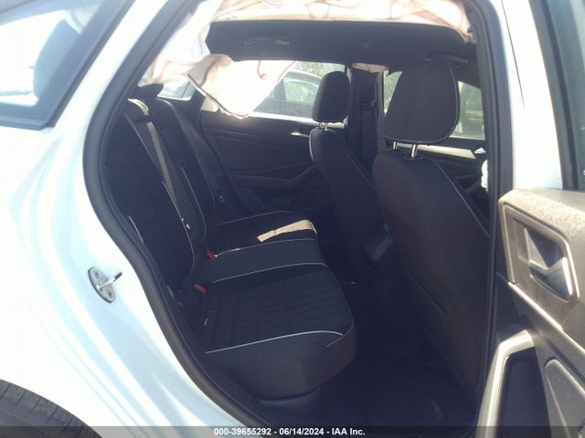3VWBM7BUXPM045361 Volkswagen Jetta 1.5t Sport