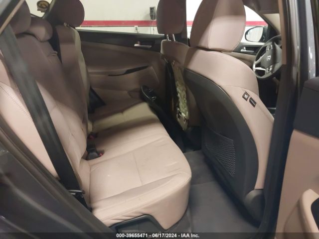 KM8J23A47LU169569 Hyundai TUCSON SE