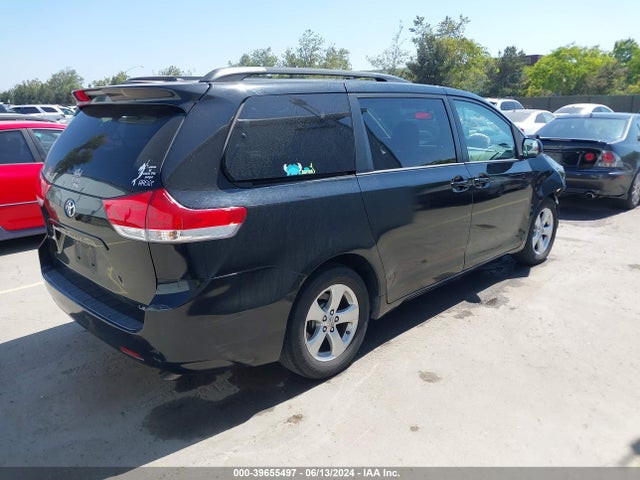 Toyota Sienna Le V6 8 Passenger 2014 5TDKK3DC5ES409298 Image 4