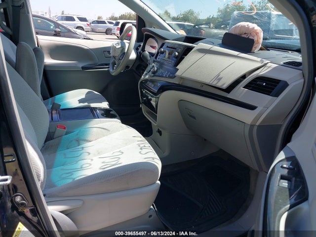 Toyota Sienna Le V6 8 Passenger 2014 5TDKK3DC5ES409298 Image 5